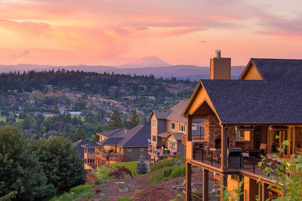 Kelowna-homes-realestate-interestrates-kelownalife-okanagan-homebuying